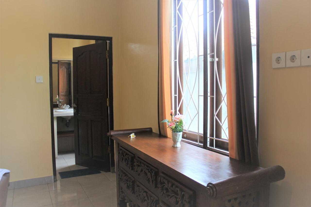 Silvy Guesthouse Canggu Esterno foto