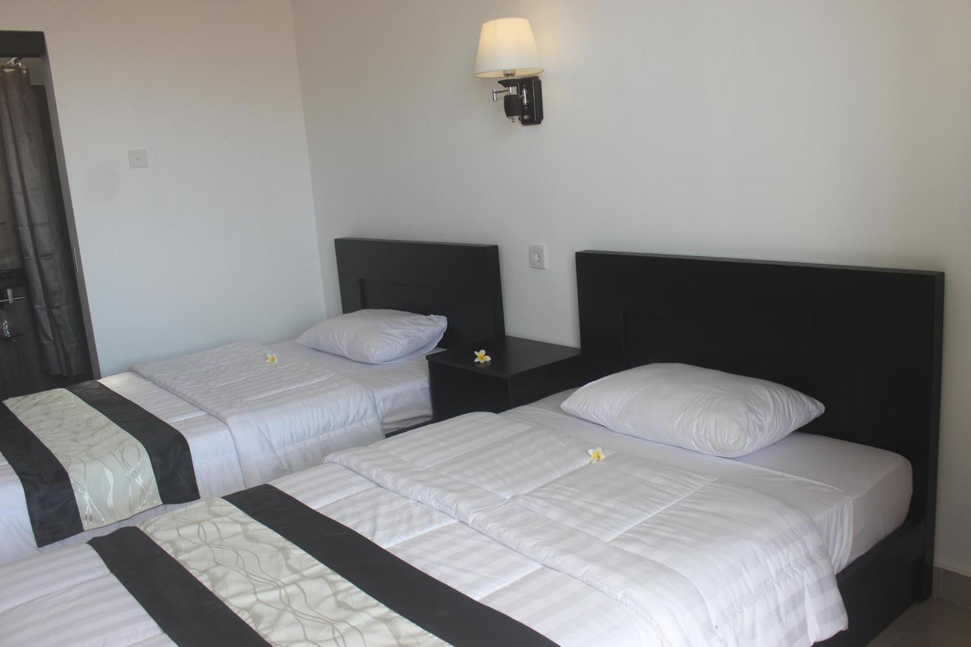 Silvy Guesthouse Canggu Esterno foto
